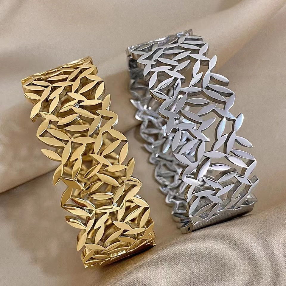 Leaf Design Ring