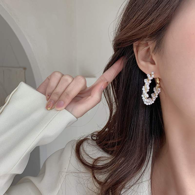 Pearl Round Earrings