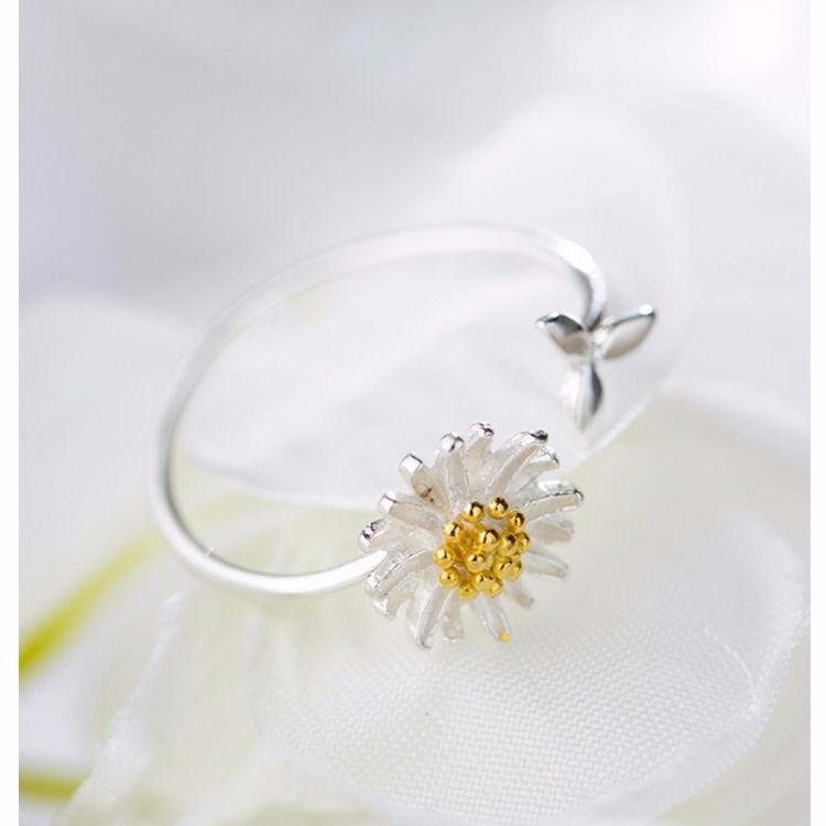 Adjustable Daisy Flower Ring